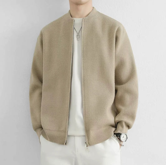 ÉLAN STRICKJACKE