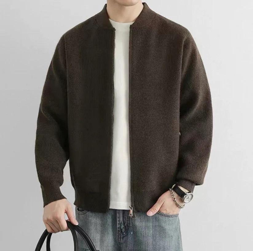 ÉLAN STRICKJACKE
