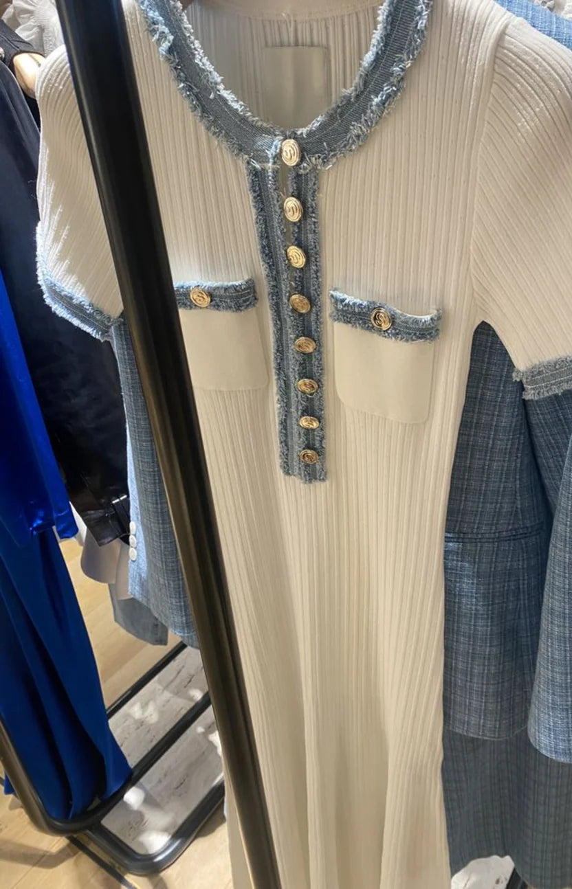 VAIA STRICKKLEID