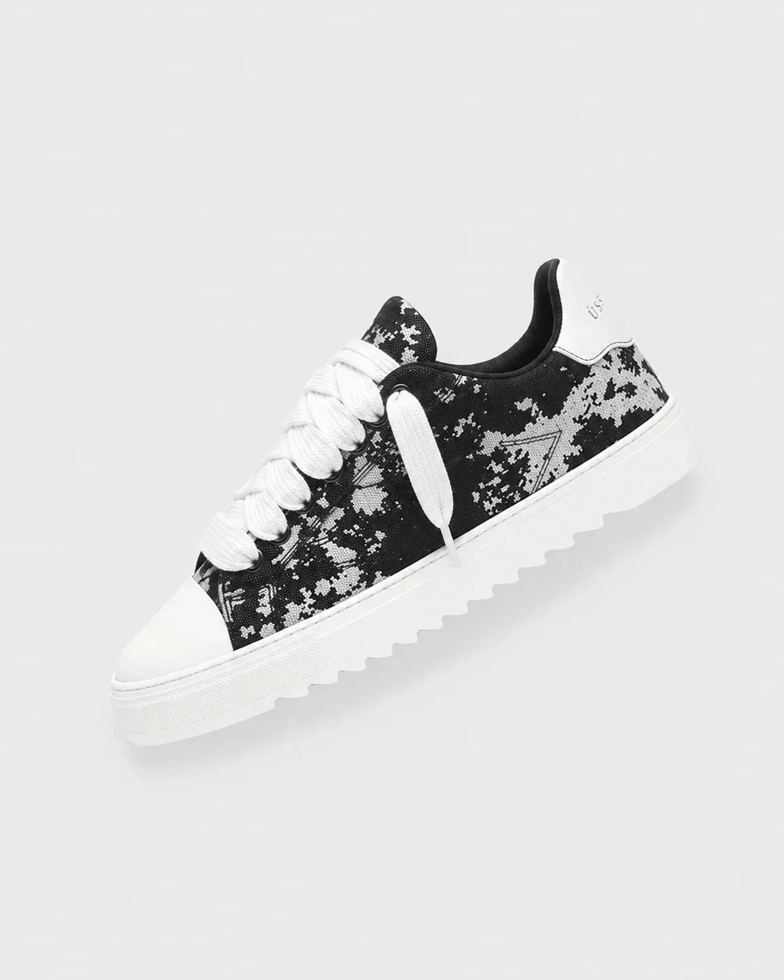 NUM SNEAKER