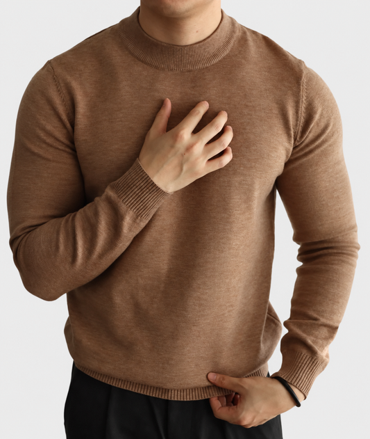 ESSENTIAL CREWNECK SWEATER